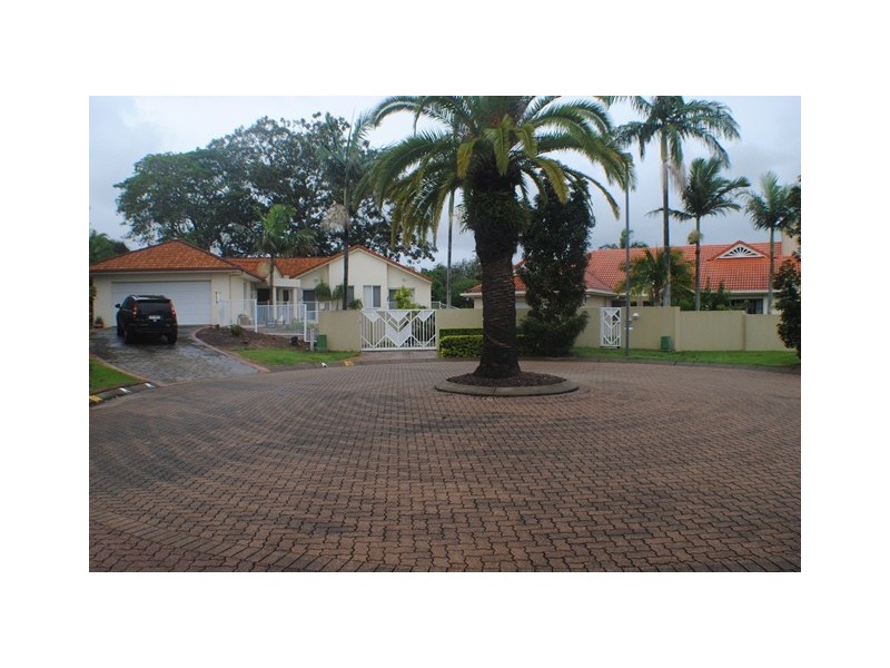 178 Palm Crest Drive, Carrara QLD 4211