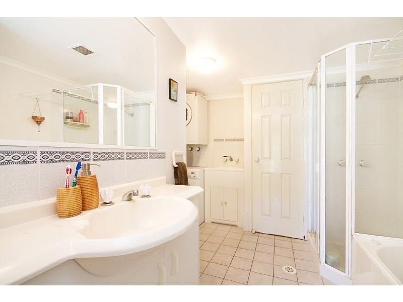 8/9 Ocean Street ‘Ocean Cove’, Kirra QLD 4225