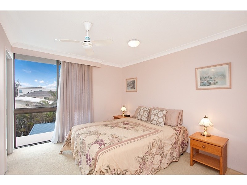 10/1111 Gold Coast Highway, Palm Beach QLD 4221