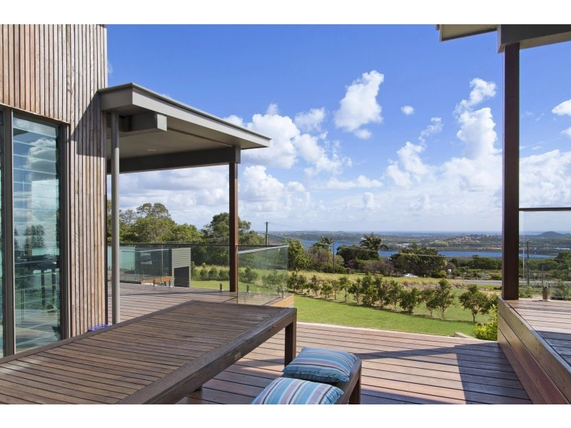 45 Sunnycrest Drive, Terranora NSW 2486