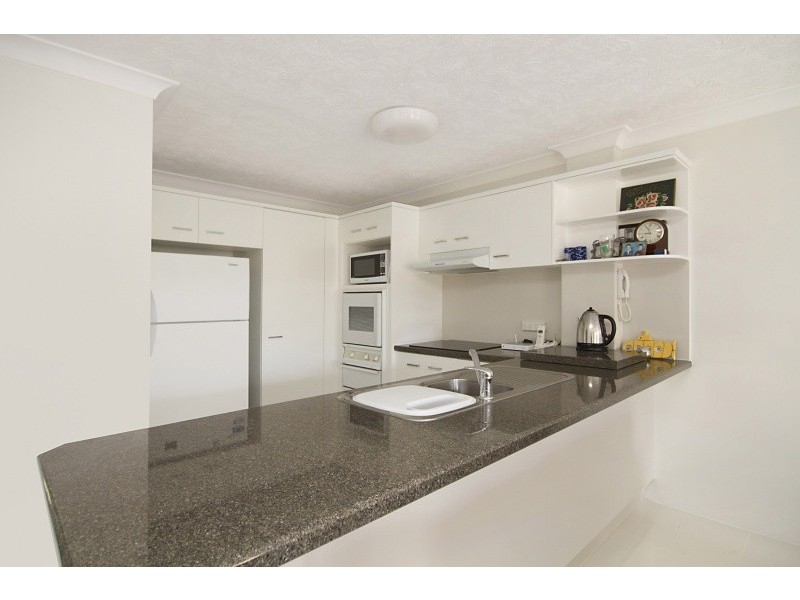22/9 Ocean Street ‘Ocean Cove’, Kirra QLD 4225