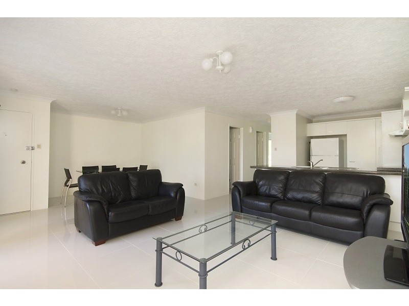 22/9 Ocean Street ‘Ocean Cove’, Kirra QLD 4225