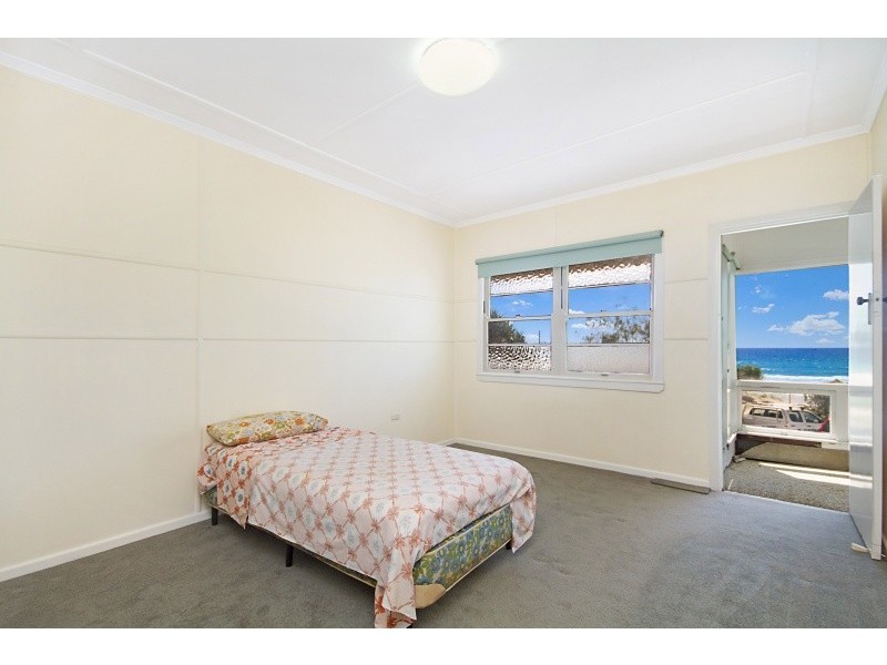 784 Pacific Parade, Currumbin QLD 4223