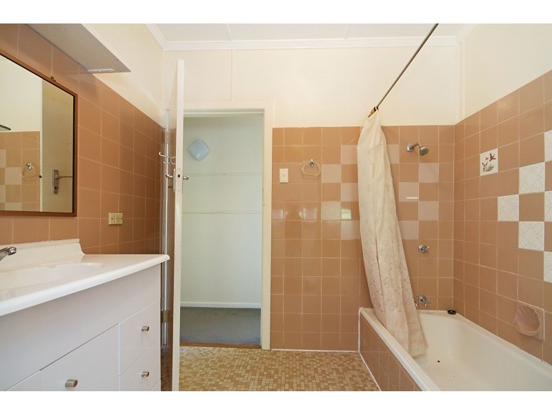 784 Pacific Parade, Currumbin QLD 4223