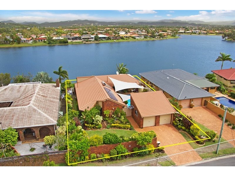 78 Burleigh St, Burleigh Waters QLD 4220