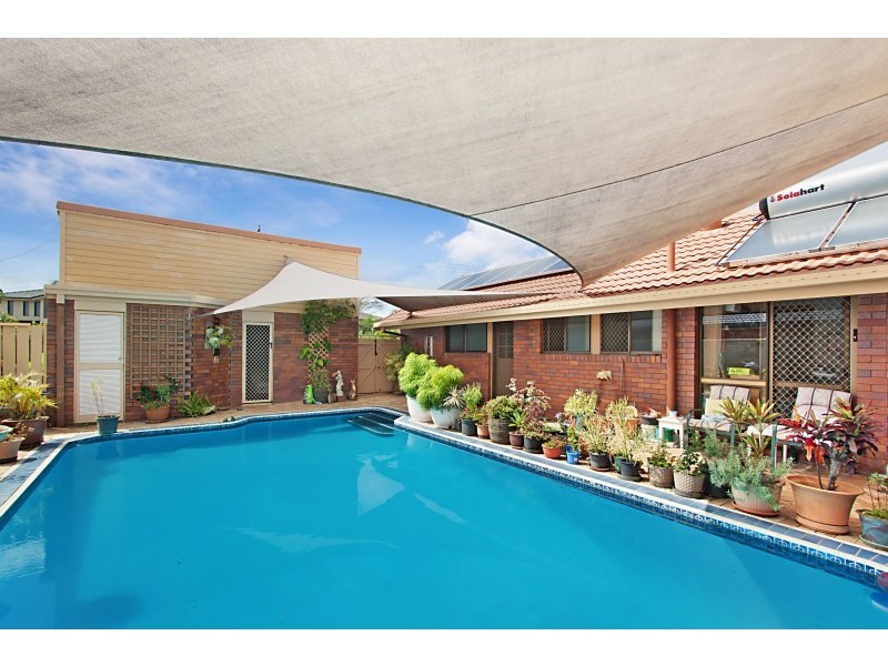 78 Burleigh St, Burleigh Waters QLD 4220