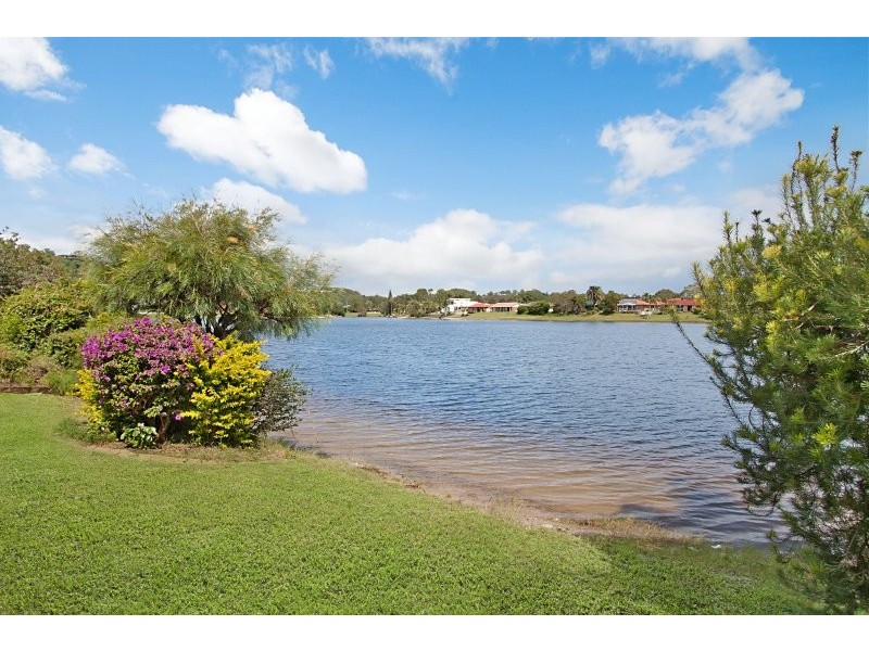 78 Burleigh St, Burleigh Waters QLD 4220