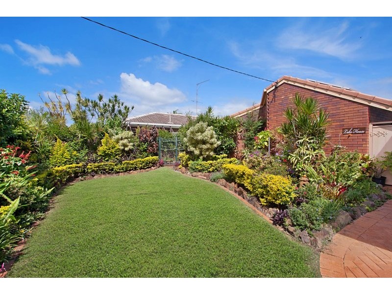 78 Burleigh St, Burleigh Waters QLD 4220