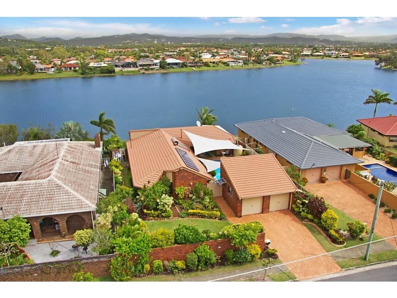 78 Burleigh St, Burleigh Waters QLD 4220