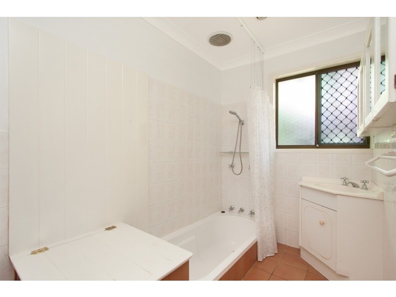 1/15 Daisy Street, Elanora QLD 4221