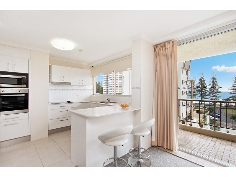 402/255 Boundary Street ‘Rainbow Commodore’, Rainbow Bay QLD 4225