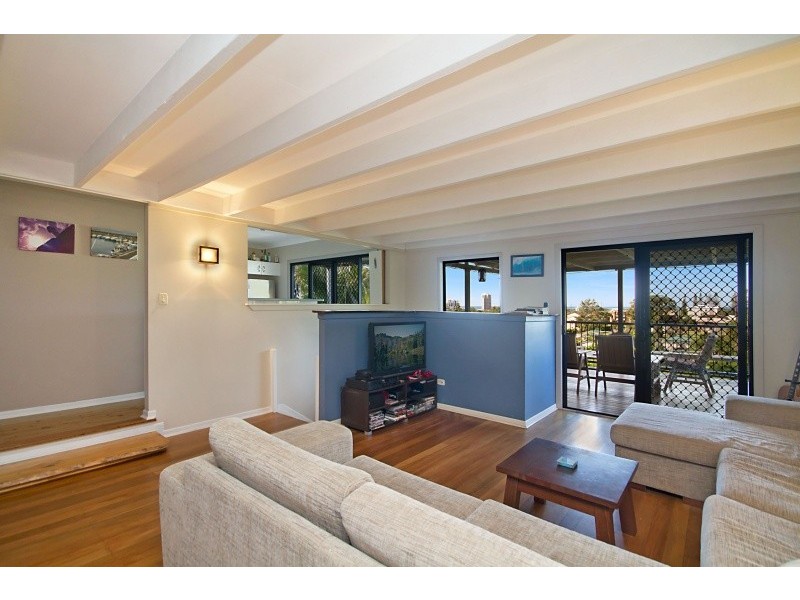 29 Ballow Street, Coolangatta QLD 4225