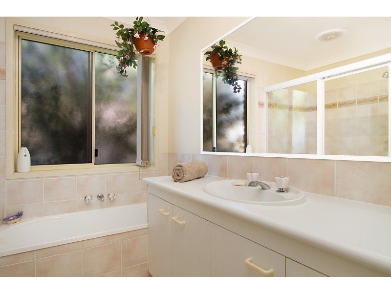 12 Lake Tahoe Drive, Bilambil Heights NSW 2486