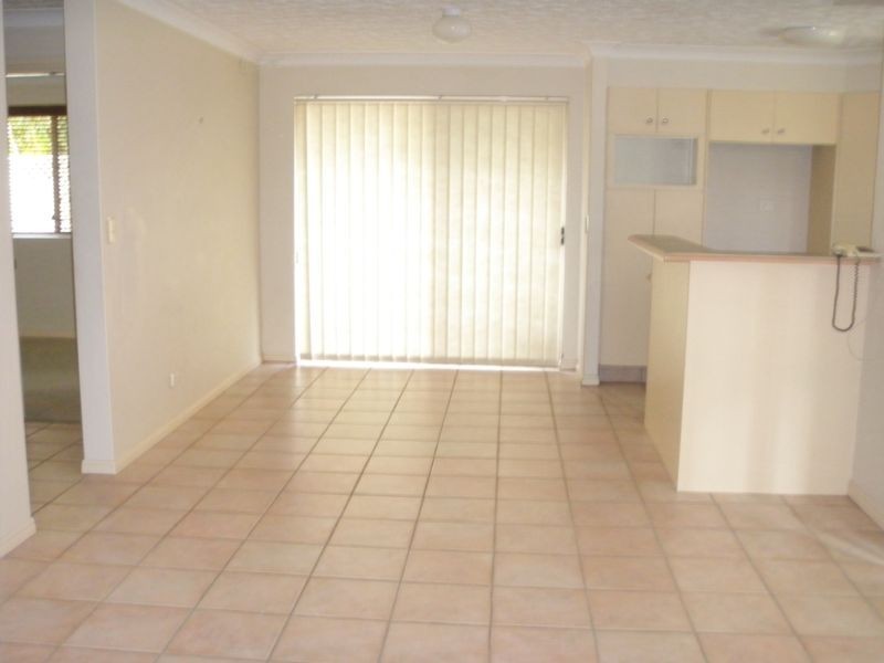 1/5 Tweed Street, Coolangatta QLD 4225