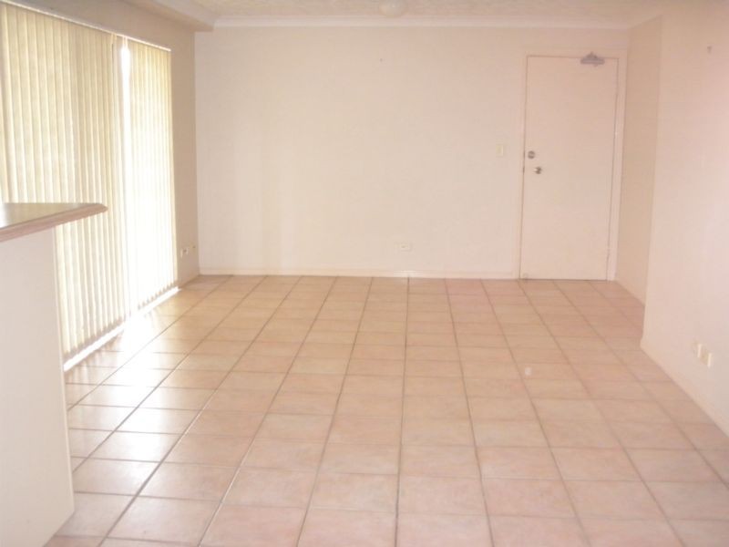 1/5 Tweed Street, Coolangatta QLD 4225