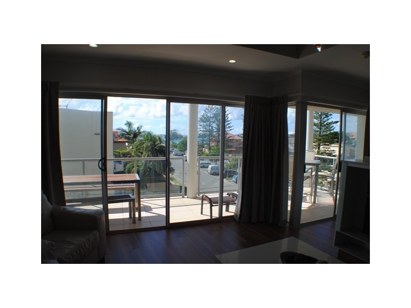 18/479 Golden Four Drive (Cnr. Wybera Street), Tugun QLD 4224