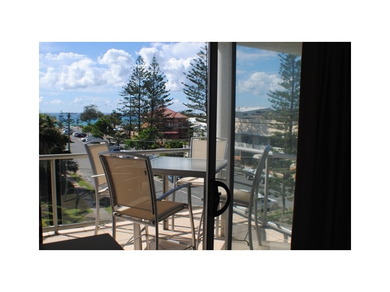 18/479 Golden Four Drive (Cnr. Wybera Street), Tugun QLD 4224