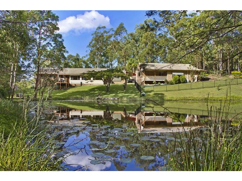 20-22 Mavista Grove, Elanora QLD 4221