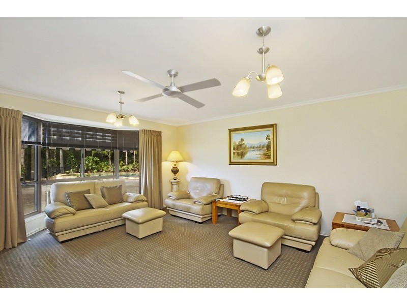 20-22 Mavista Grove, Elanora QLD 4221