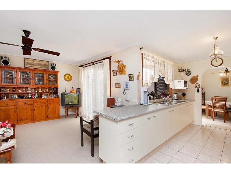 10 Clives Circuit, Currumbin Waters QLD 4223