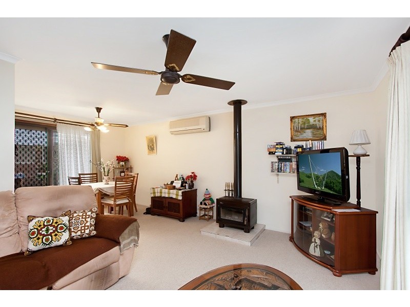 10 Clives Circuit, Currumbin Waters QLD 4223