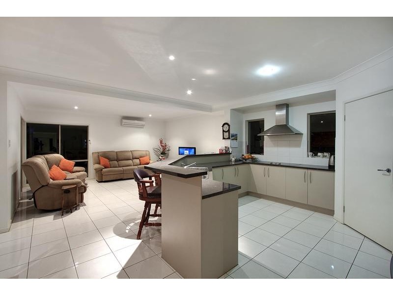 4A Oyster Point Road, Banora Point NSW 2486