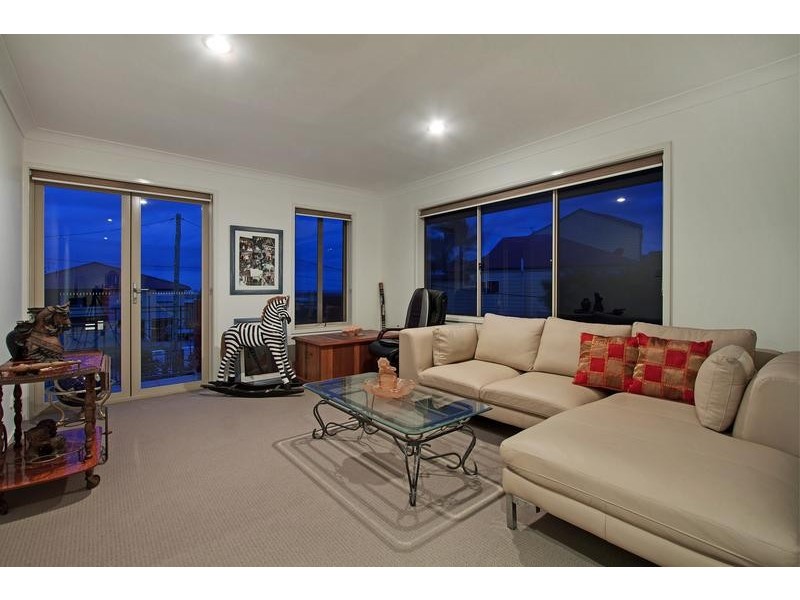 4A Oyster Point Road, Banora Point NSW 2486