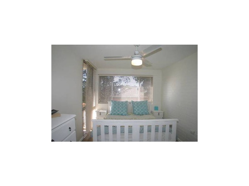 2/28 Miles St ‘White Caps’, Coolangatta QLD 4225