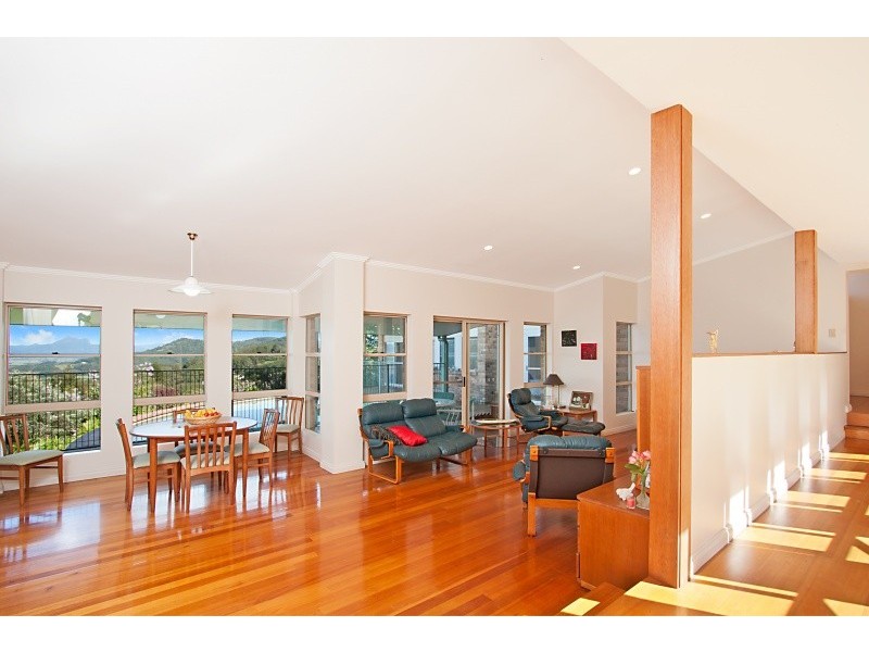 5 Valley View Place ‘Ridgehaven’, Terranora NSW 2486