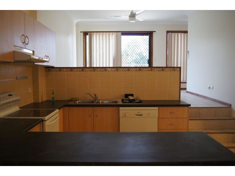 1/25 Fifteenth Avenue, Palm Beach QLD 4221