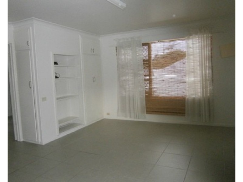 4/23 Petrie Street, Rainbow Bay QLD 4225