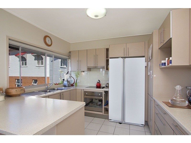 33 Tweed Street, Coolangatta QLD 4225