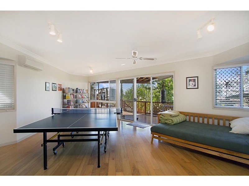 33 Tweed Street, Coolangatta QLD 4225