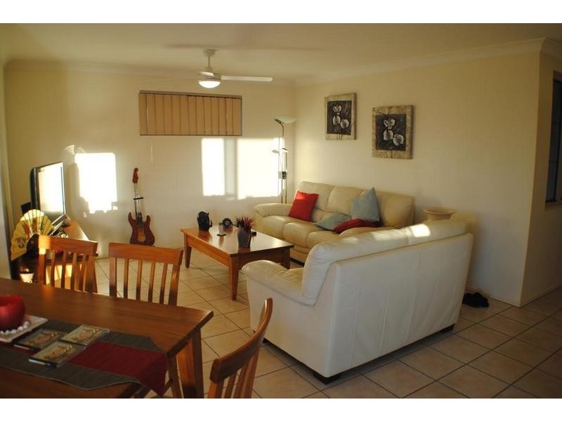 8/5 Tweed Street, Coolangatta QLD 4225