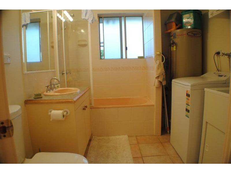 8/5 Tweed Street, Coolangatta QLD 4225