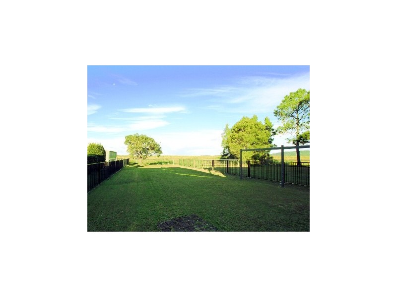 10 Irving Street, Tumbulgum NSW 2490