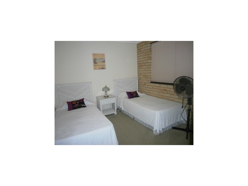 8/76 Coolangatta Road, Kirra QLD 4225