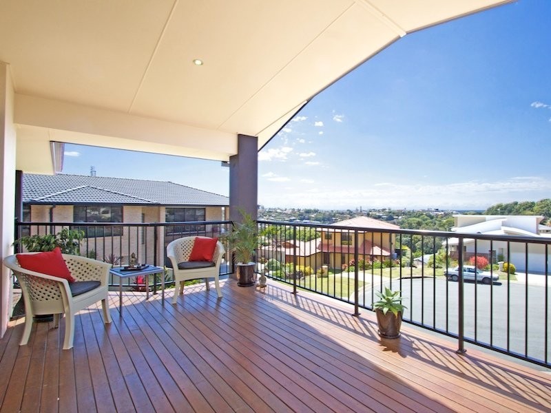 7 Mourne Terrace, Banora Point NSW 2486