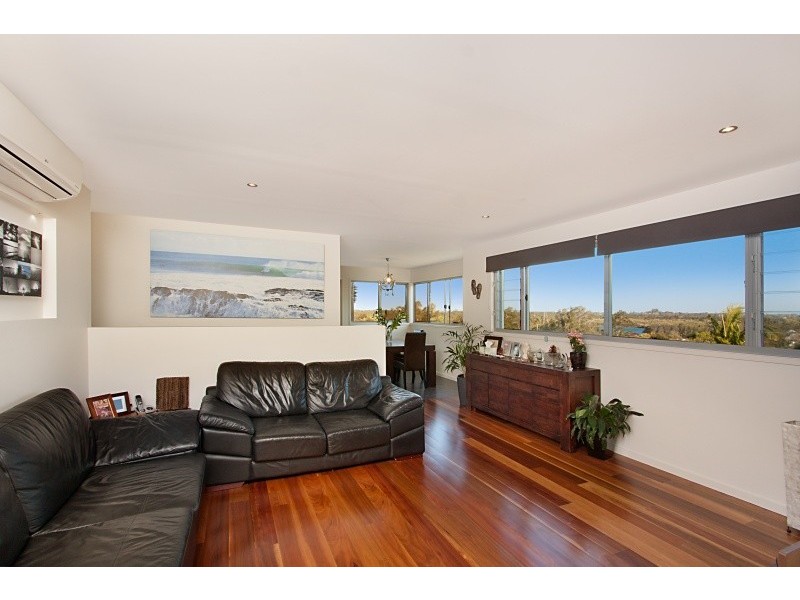 7 Mariners Crescent, Banora Point NSW 2486