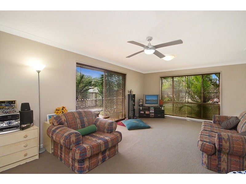 2/9 Bambaroo Crescent, Tweed Heads NSW 2485