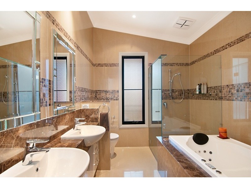 8 Garrick Street ‘Bella Treen’, Coolangatta QLD 4225