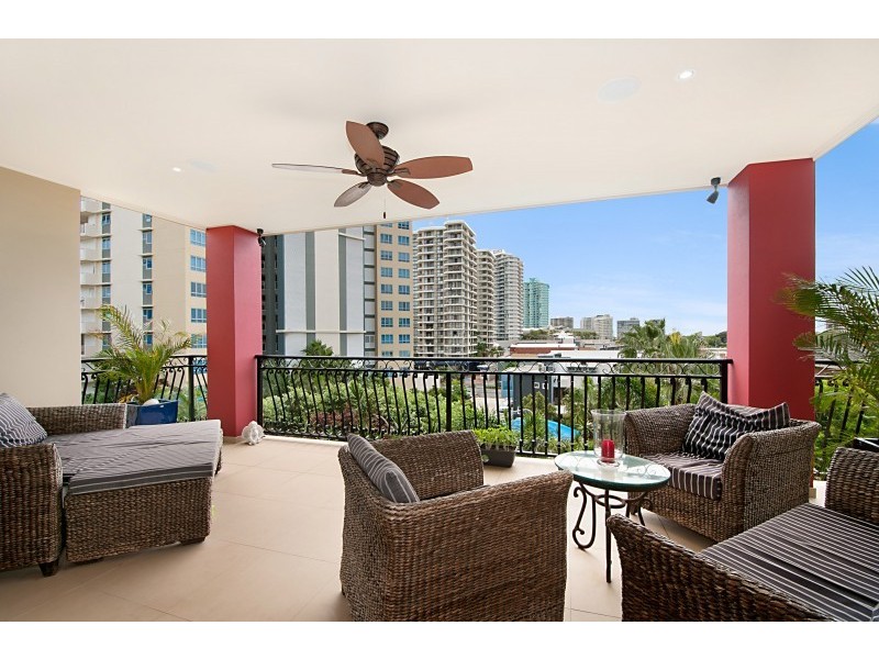 8 Garrick Street ‘Bella Treen’, Coolangatta QLD 4225