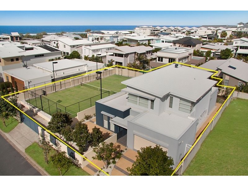 12-14 Angourie Street, Kingscliff NSW 2487