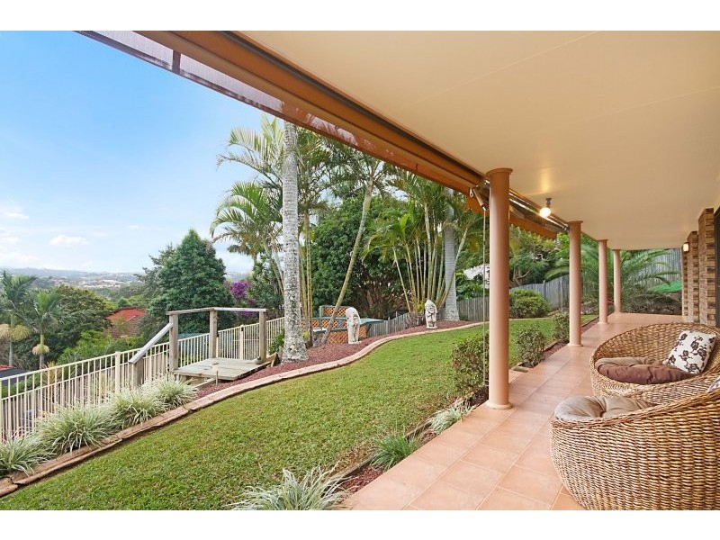 4 Castlecrag Avenue, Banora Point NSW 2486