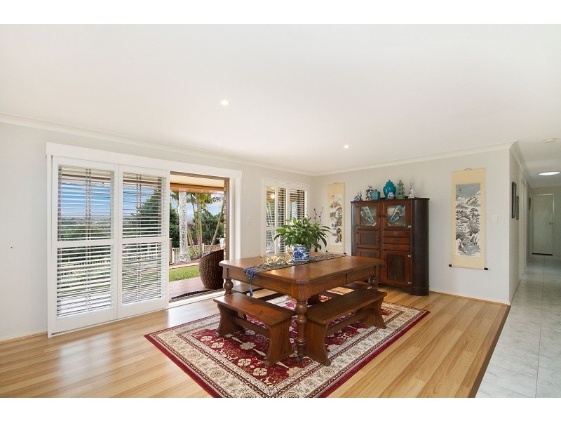 4 Castlecrag Avenue, Banora Point NSW 2486