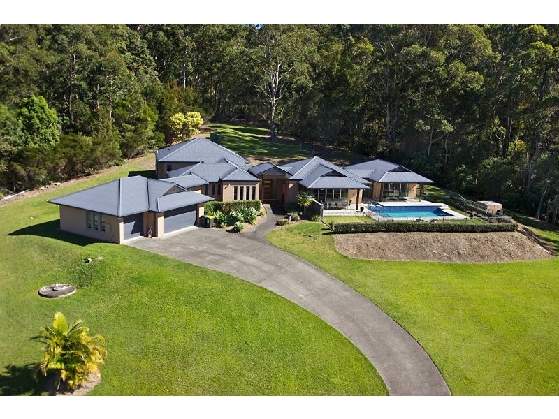 8 Lita Court, Tallebudgera QLD 4228