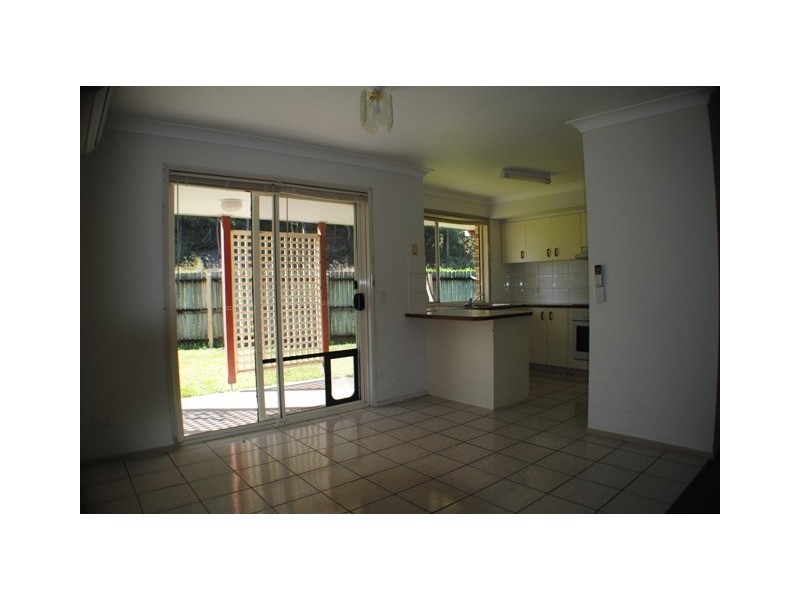 2/5 Cabernet Court, Banora Point NSW 2486