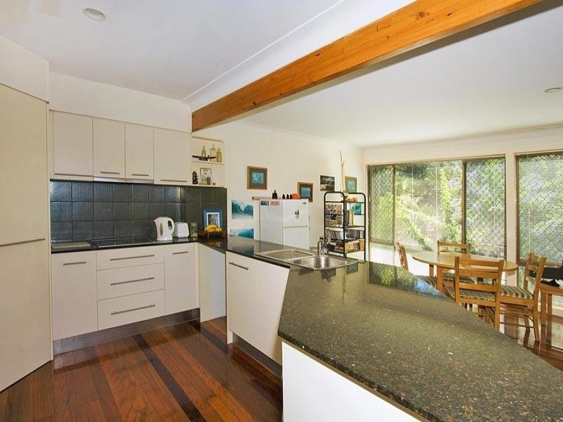 101 Dutton Street, Coolangatta QLD 4225