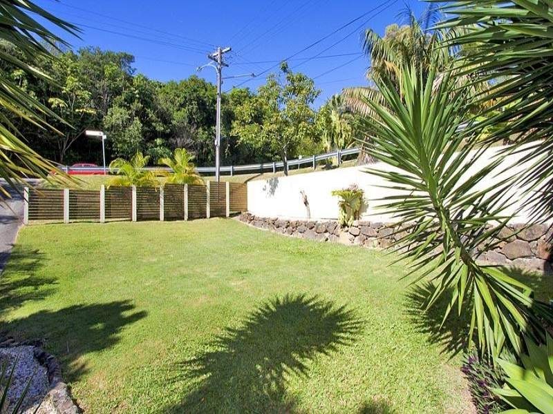 101 Dutton Street, Coolangatta QLD 4225