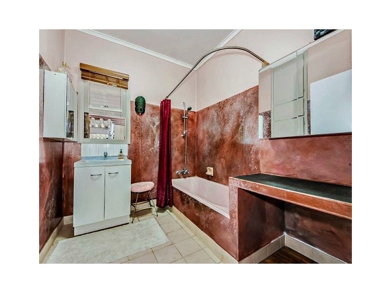 2 Floral Ave, Tweed Heads South NSW 2486